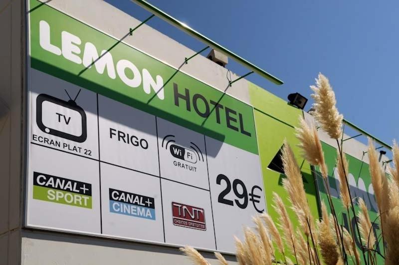 Lemon Hotel Avignon Rochefort Екстериор снимка