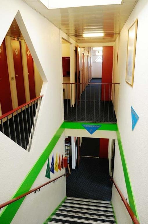 Lemon Hotel Avignon Rochefort Екстериор снимка