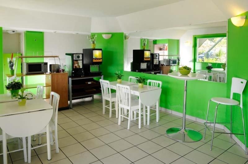 Lemon Hotel Avignon Rochefort Екстериор снимка